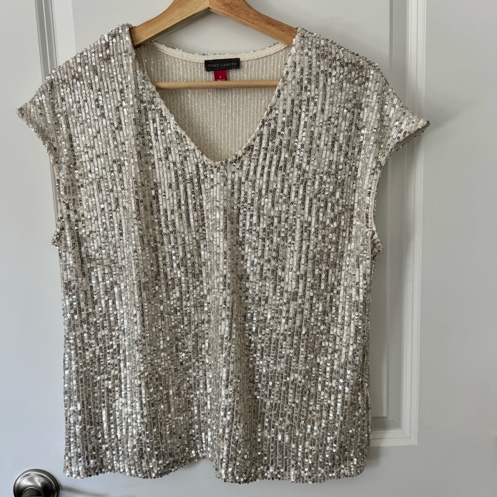 Vince Camuto champagne Sequin Blouse small